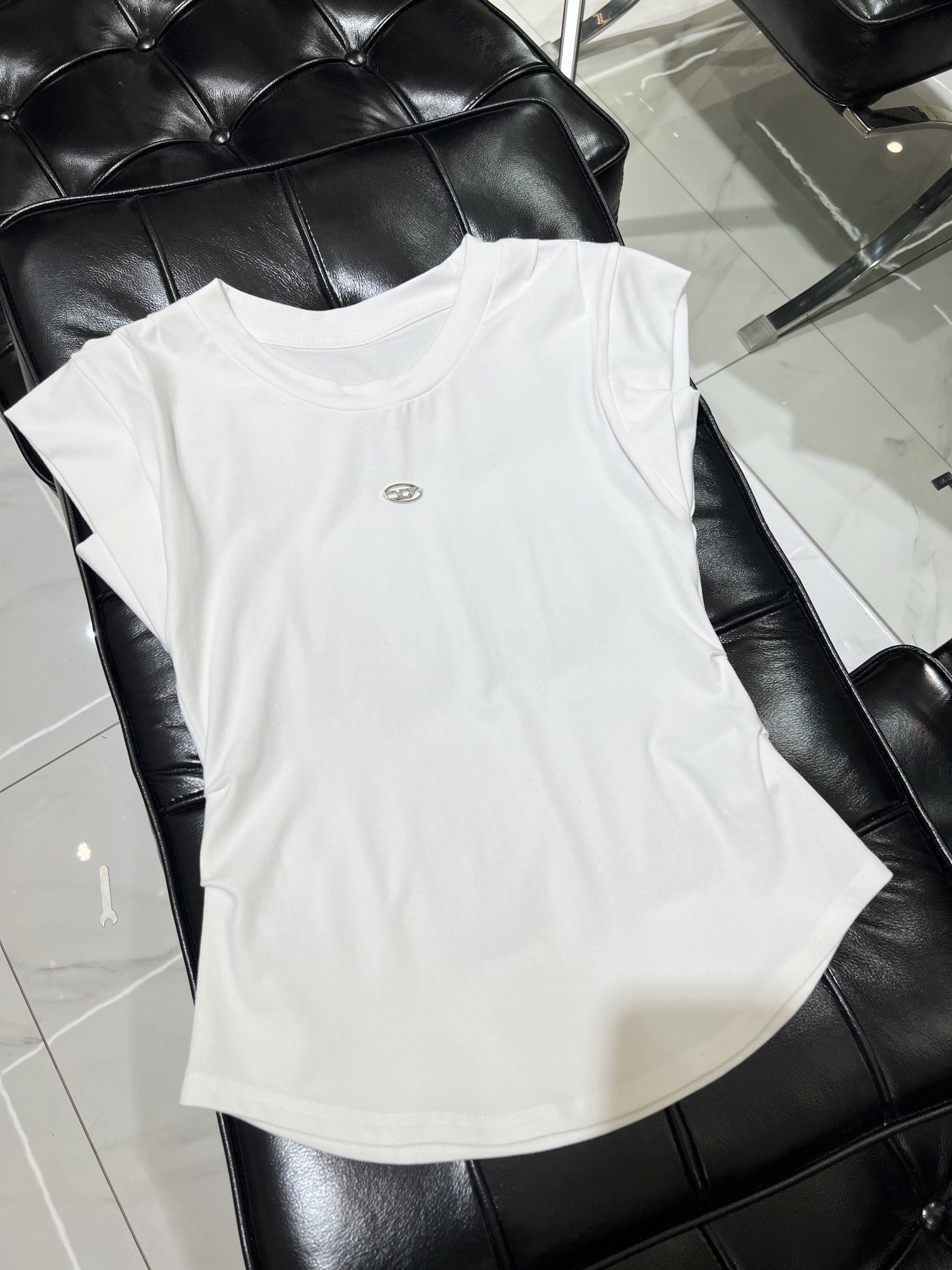 1709106800.6184ajWOczJgnN47 230 2.jpg