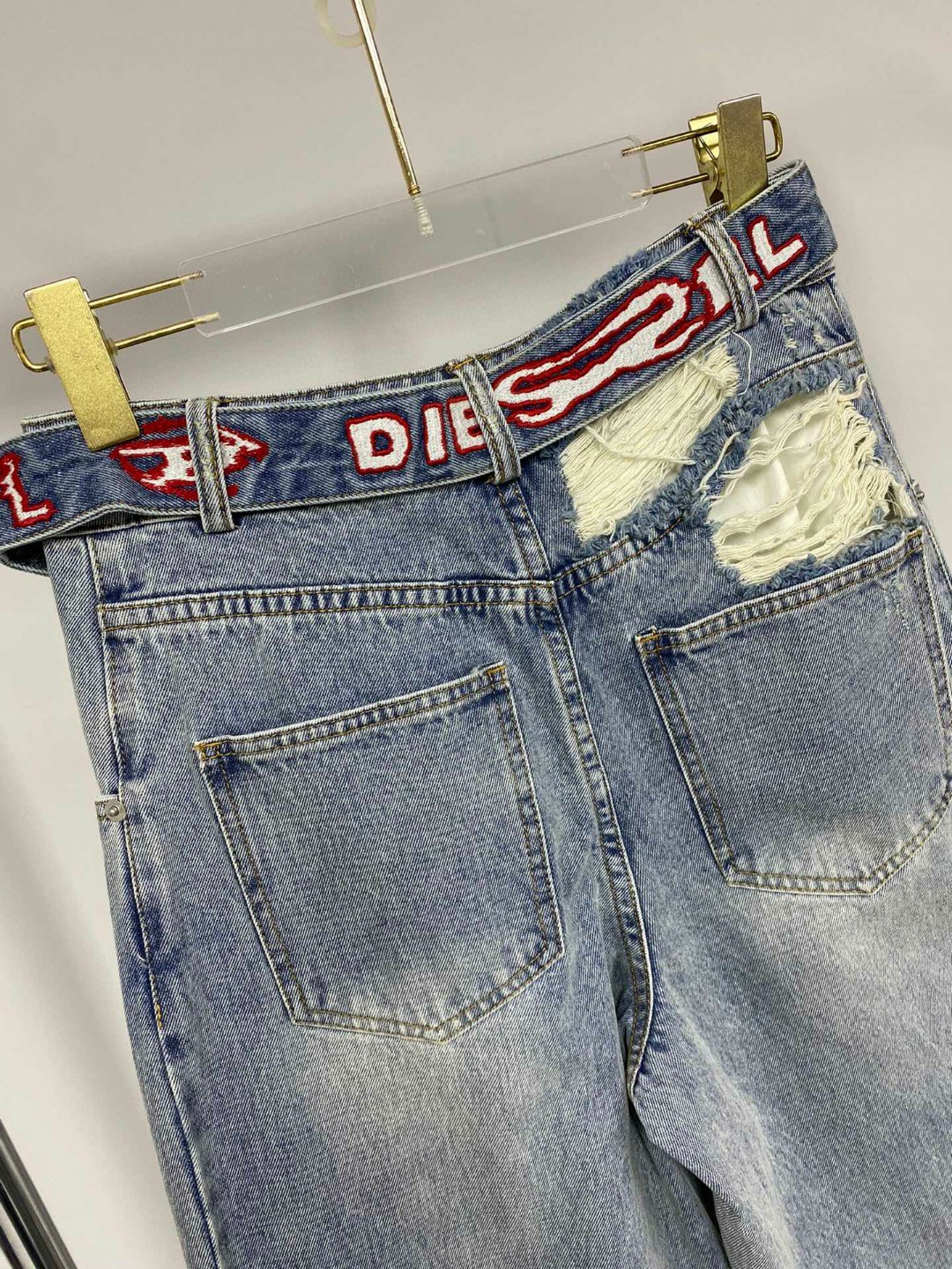 1709107689.0543fsBsEDhSLz32 390 4.jpg