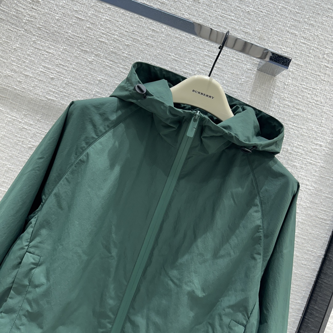 1709354646.1815oATlXJnBES9 370 6.jpg