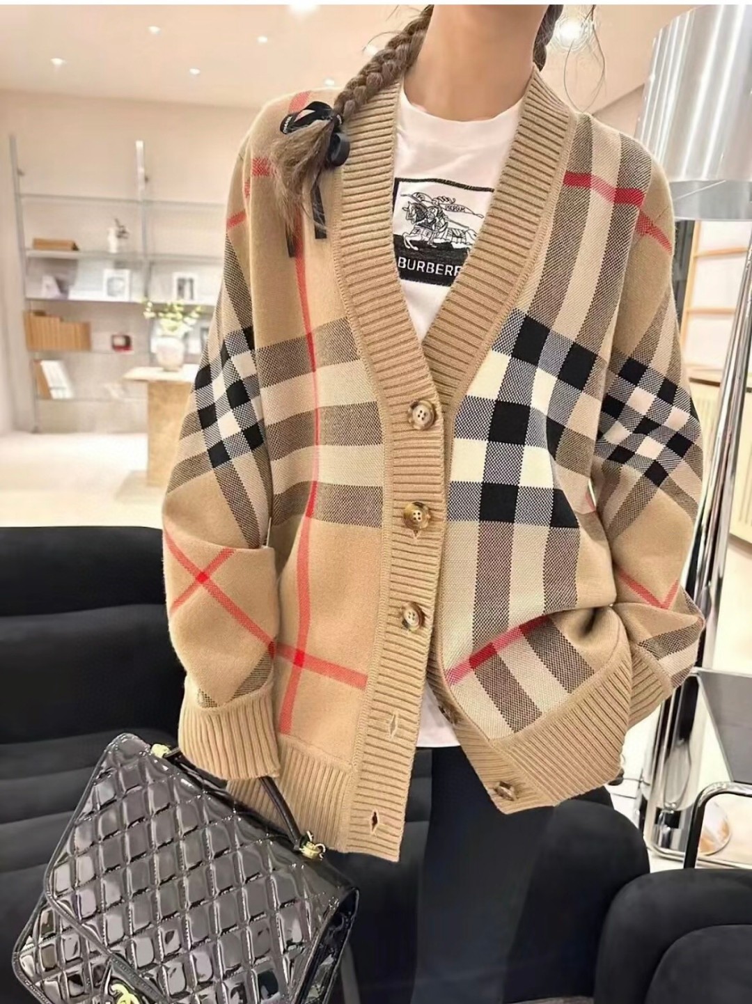 1709355440.4711LxuTwTizbM25 330 3.jpg