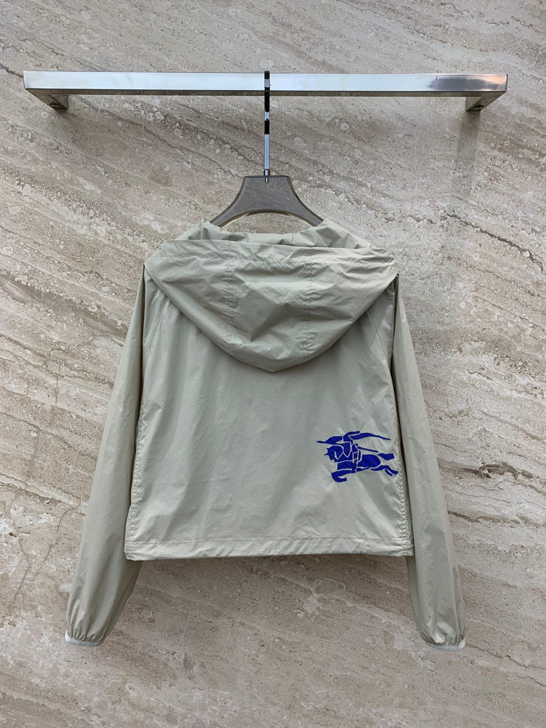 1709526667.5952gGhsaVkhIT3 360 2.jpg