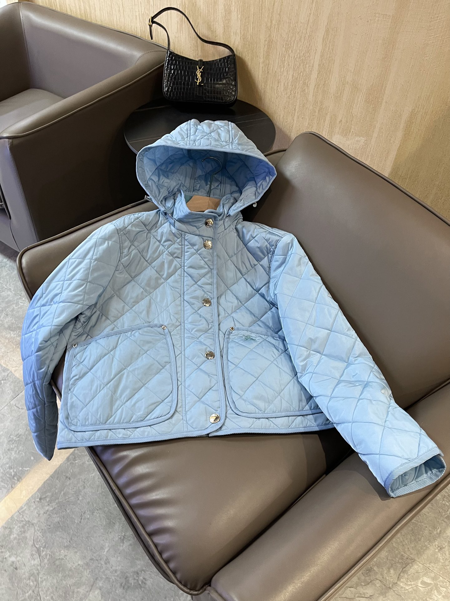 1709526700.7702wqfnXWjXia16 440 7.jpg