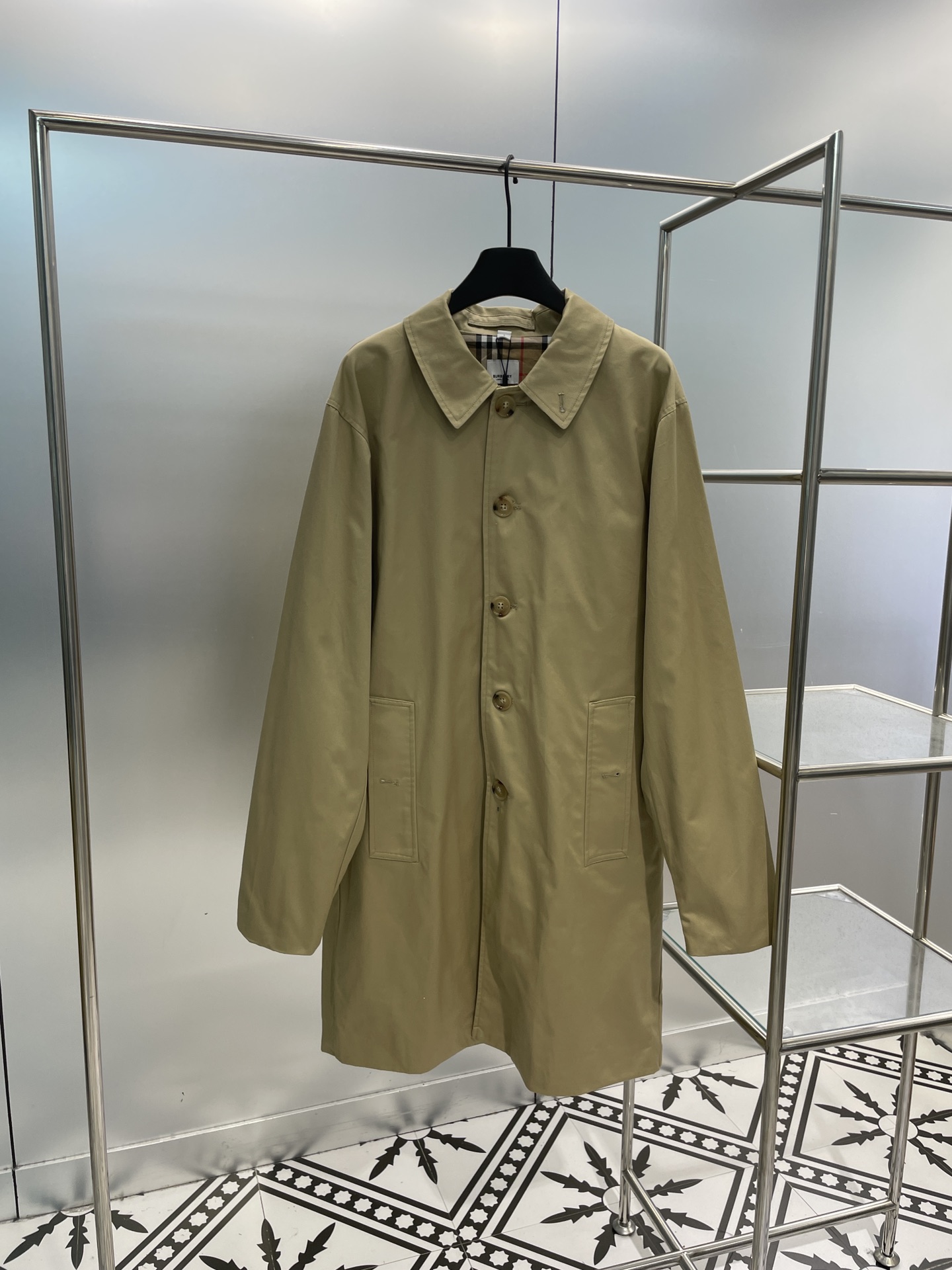 1709528463.3869RrqvePUAoW14 620 1.jpg