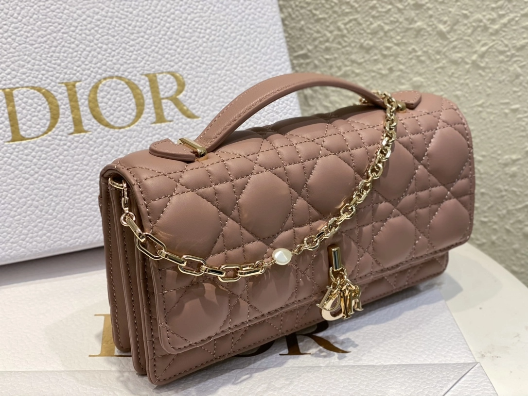 1709627802.0273WLYLFKcKKy1 7.png