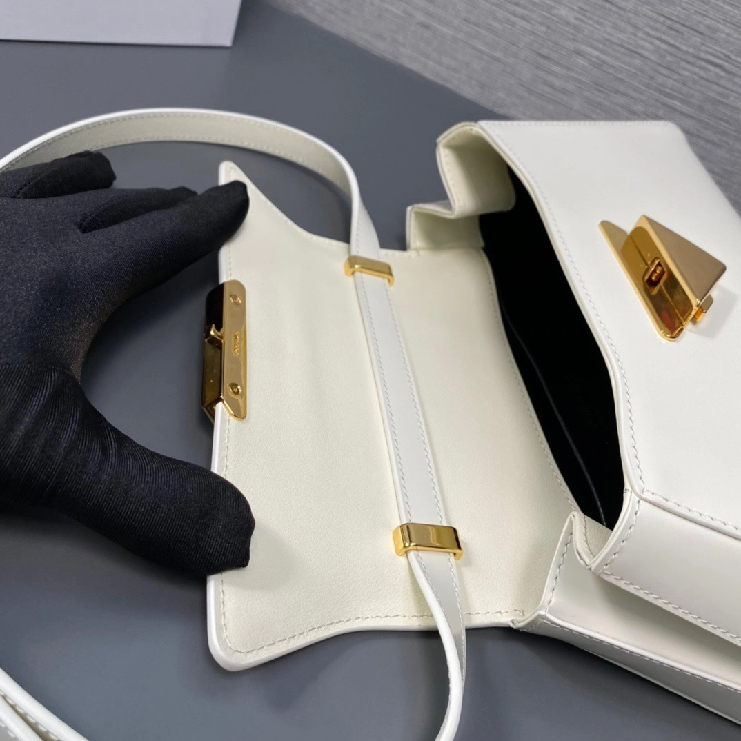 1710155653.9805FjNFMWXcGo3 4.png