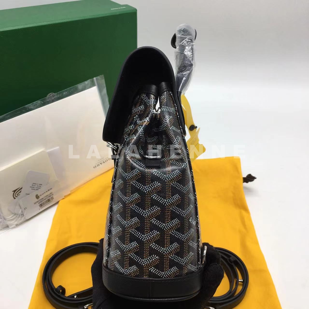 1710391157.5243mkwbvrNxMX 15.jpg