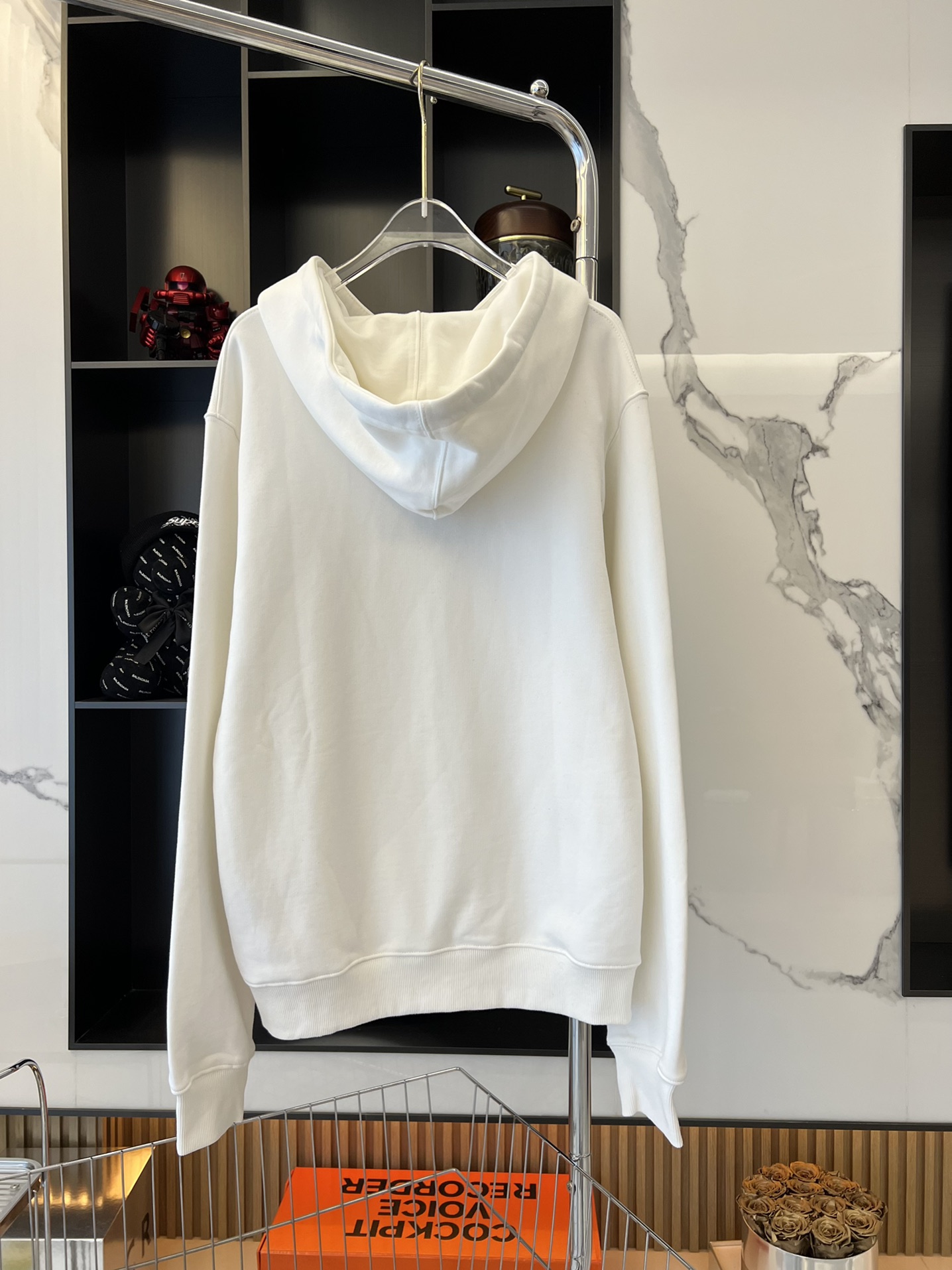 1710397227.2527ctkTLeDaKl7 350 2.jpg