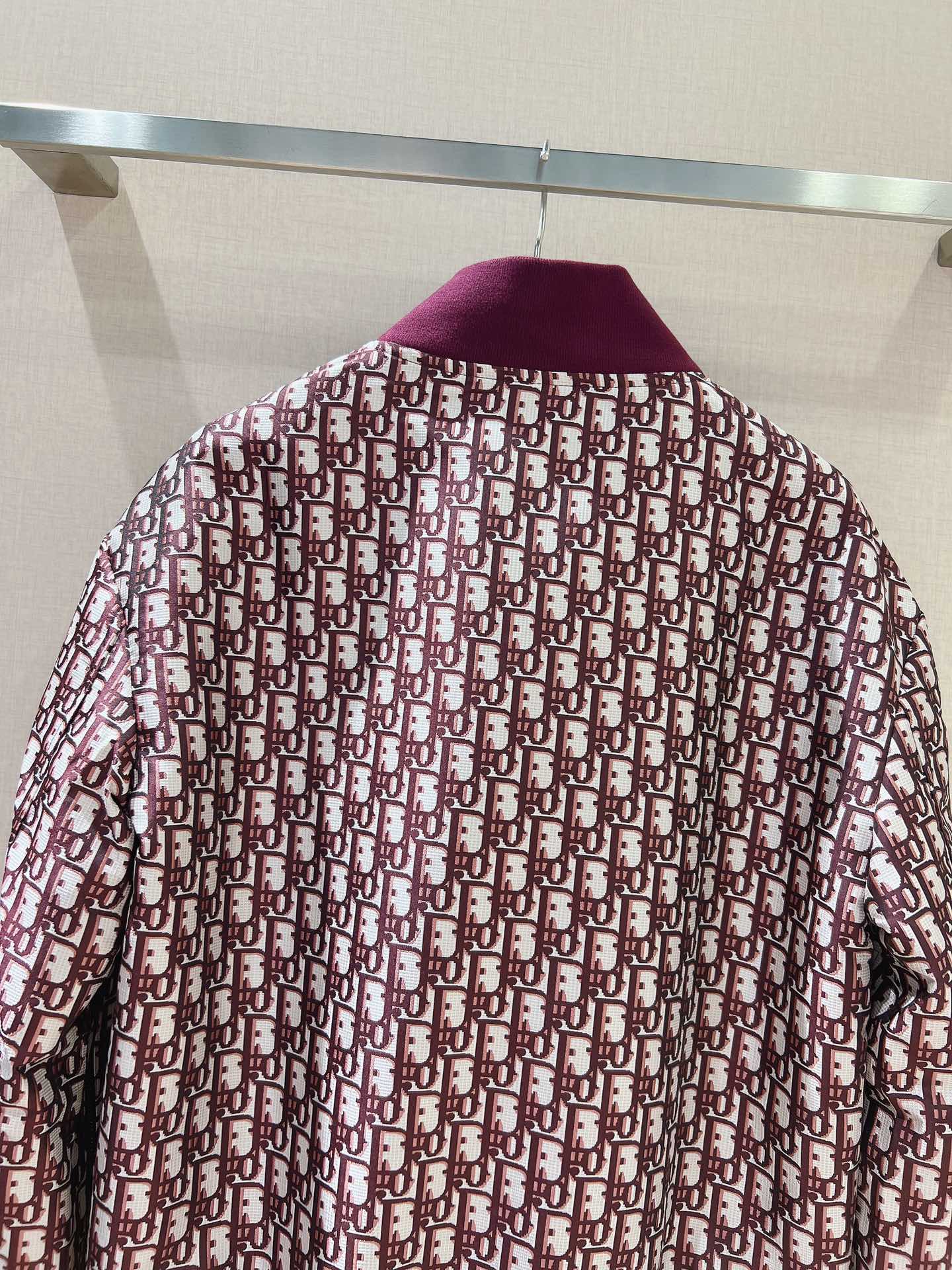 1710492165.9546NcYEWPUTHu6 310 4.jpg