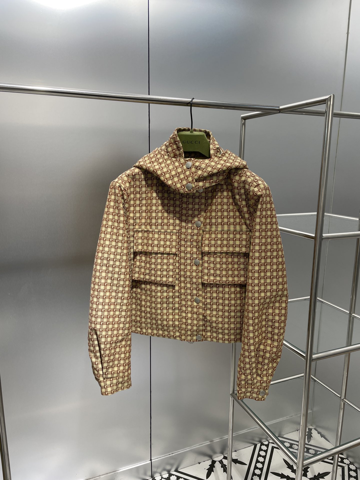 1710758922.9253MxETxPdIWr16 320 6.jpg