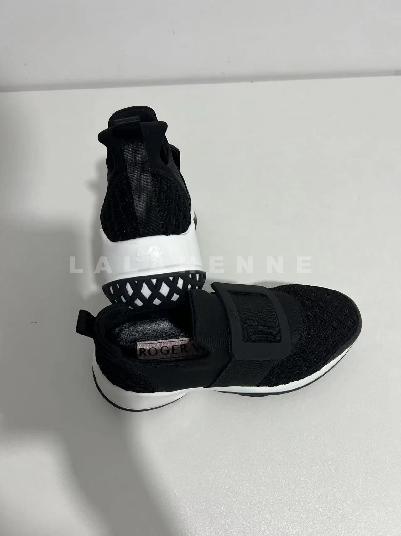 1711084463.1042wtMFwwPJKc 8.jpg