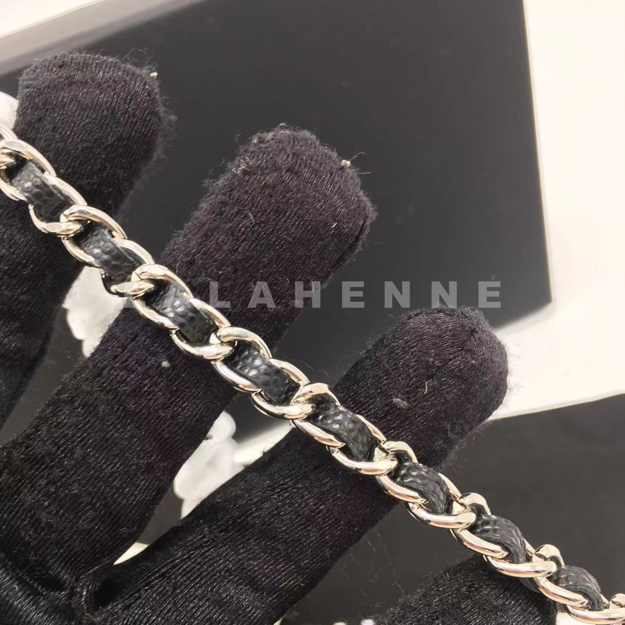 1711086196.988YmMFtixPGB 4.jpg