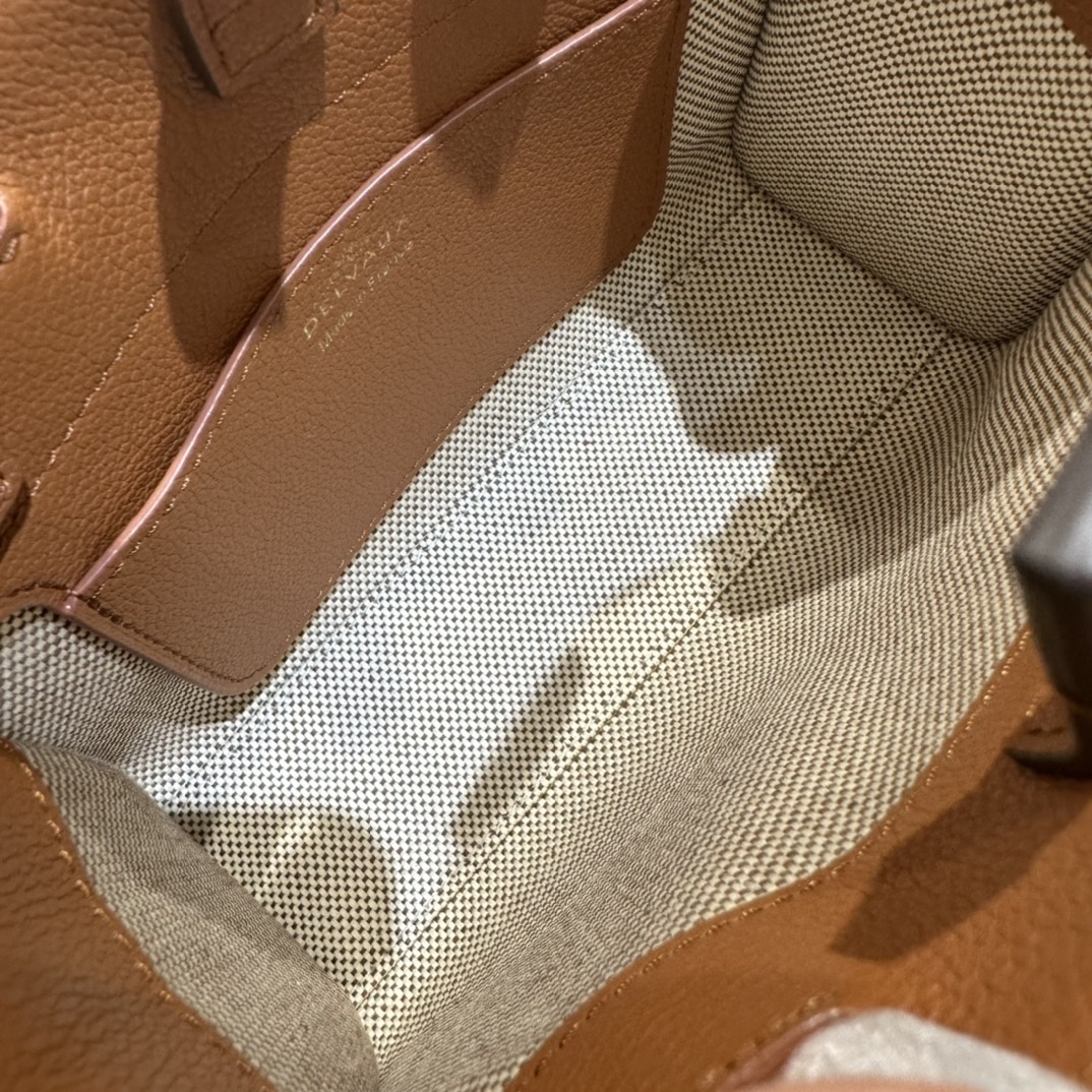 1711861502.2433aNOXzPfEwN3 10.jpg