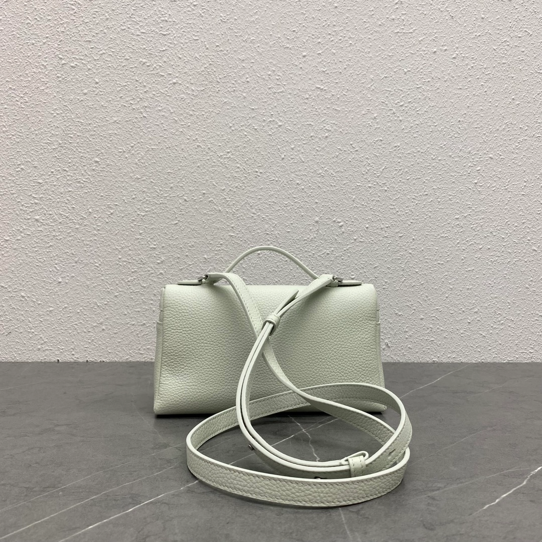 1712206053.5995ERranUssoL10 7.png