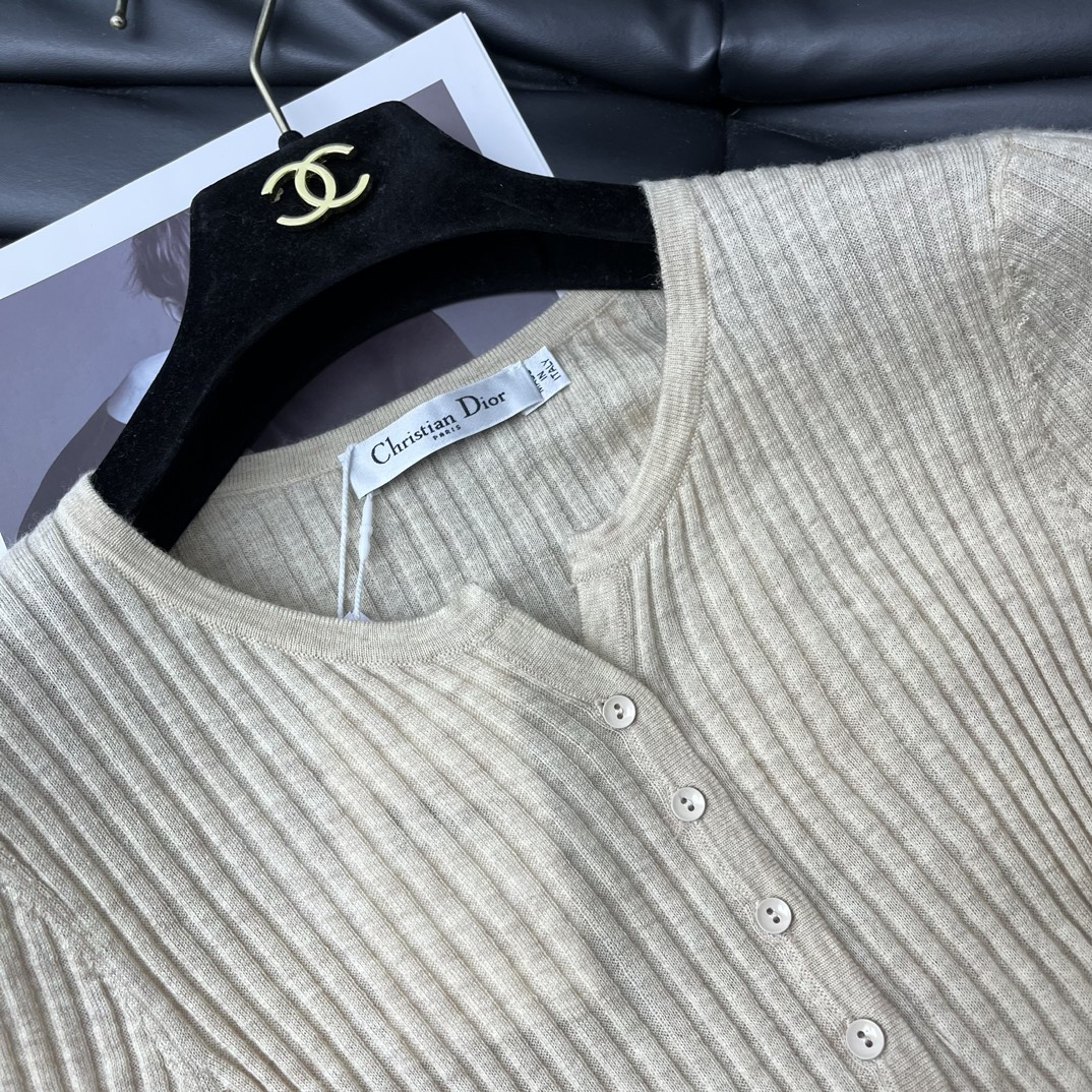 1712818681.4071VPrOzqfDqR3 220 5.jpg