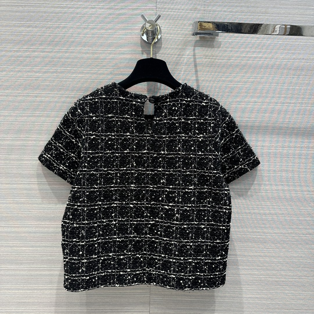 1713011701.3402CuGHllTdVV2 2.jpg