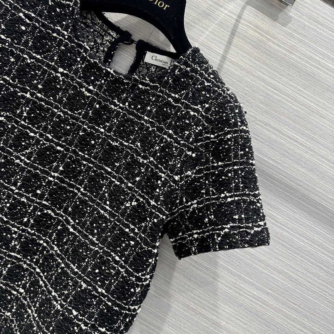 1713011701.3448rfnwIiZnFk2 8.jpg