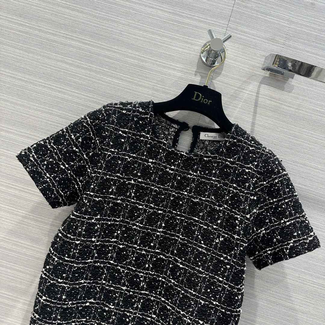 1713011701.344ZCXJKqUHxv2 7.jpg