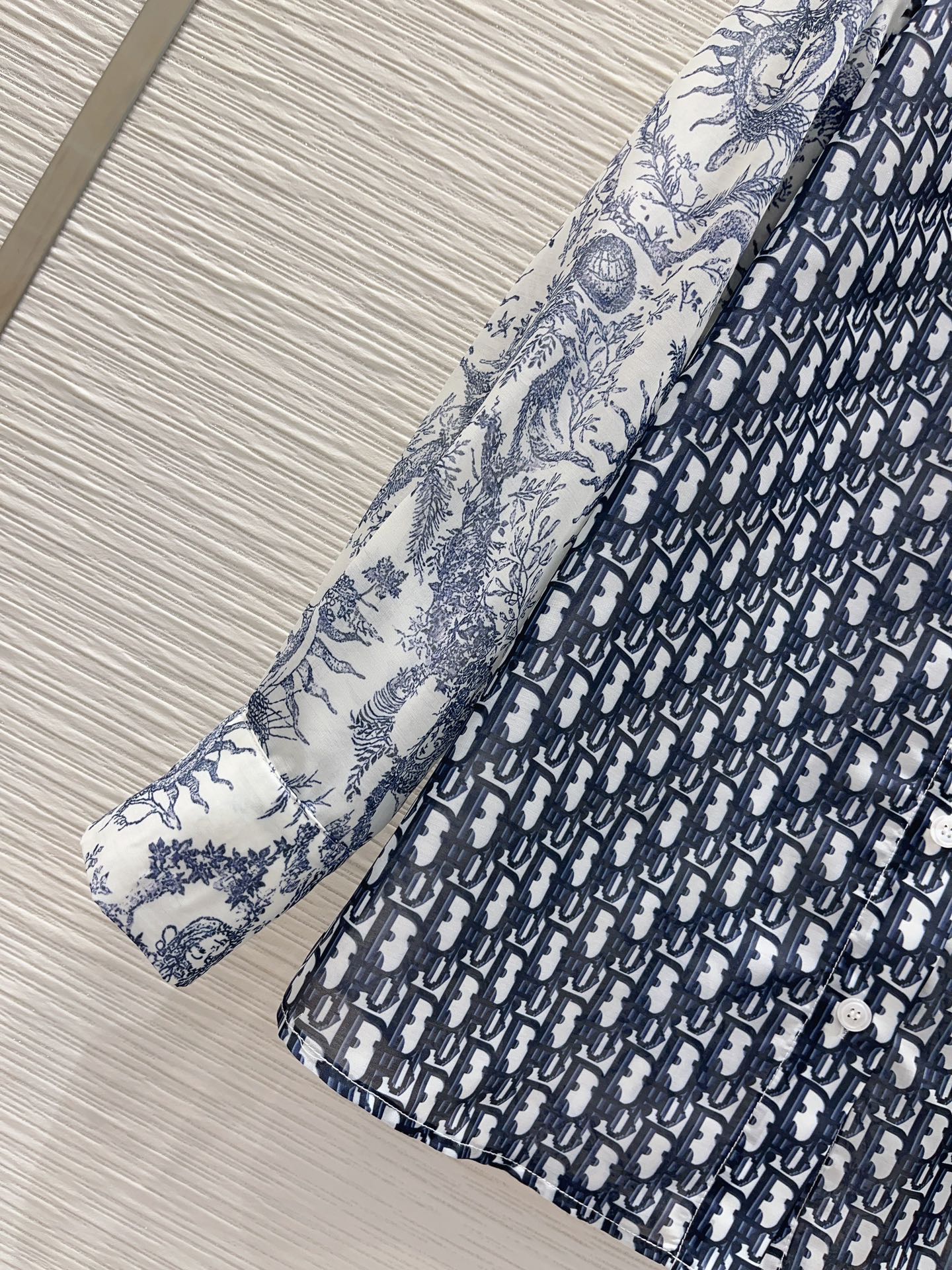 1713013513.6519xOpHVMckuQ1 5.jpg