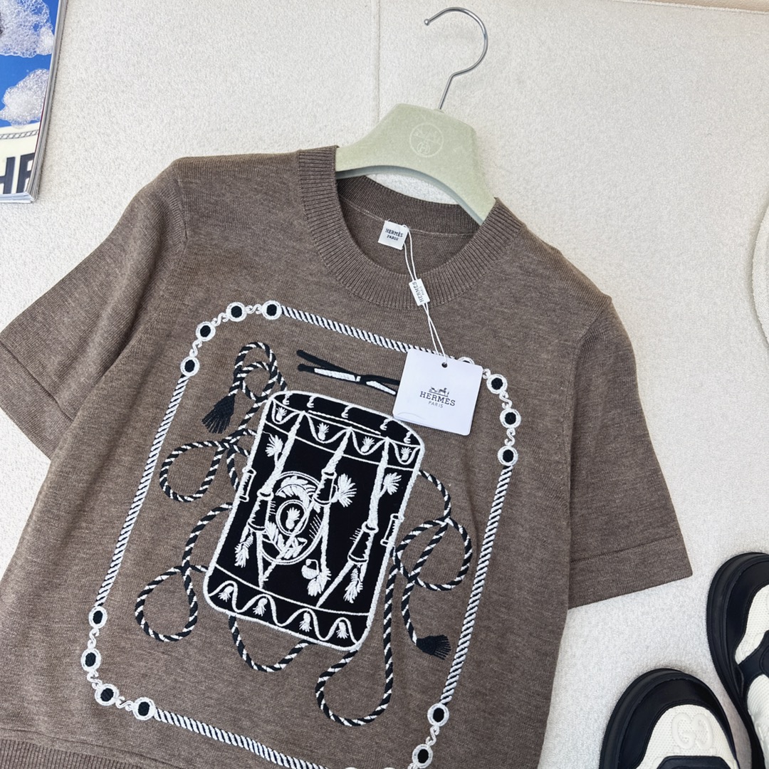 1713154911.6942IYHzBnJJoa4 7.jpg