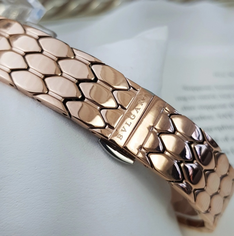 1713771043.7124uhHVWRqkRA826eb103c85fc 1.jpg