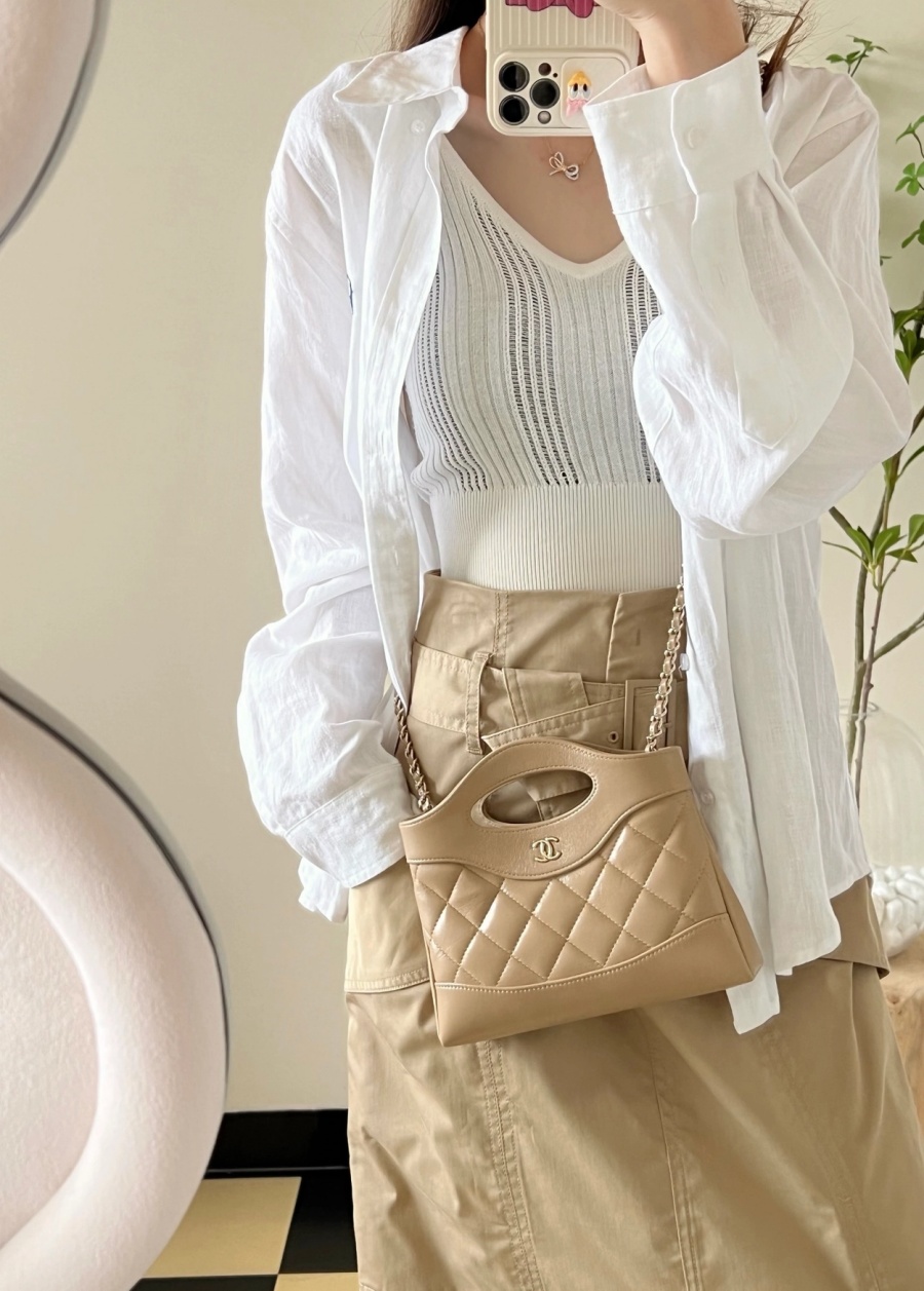 1715065150.7394FntkrEbeVy2-1 1.jpg