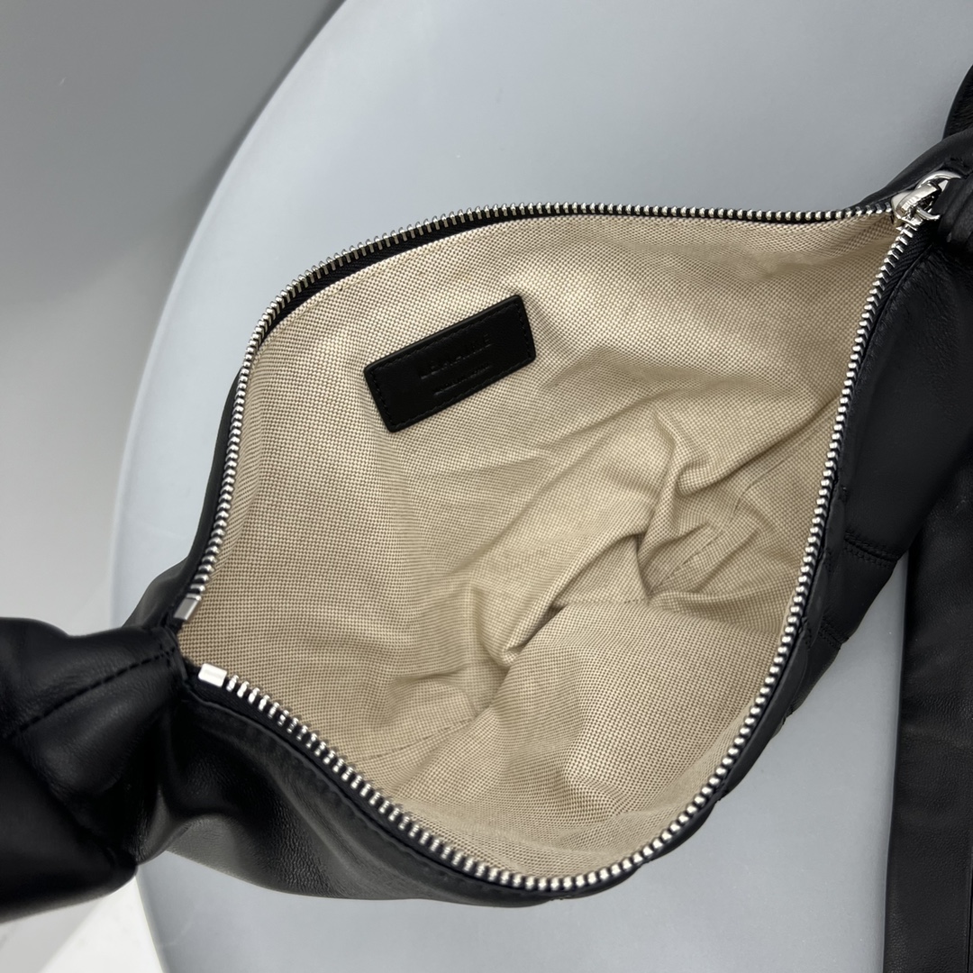 1715328385.7364uNTkWrmuXy4 3.jpg