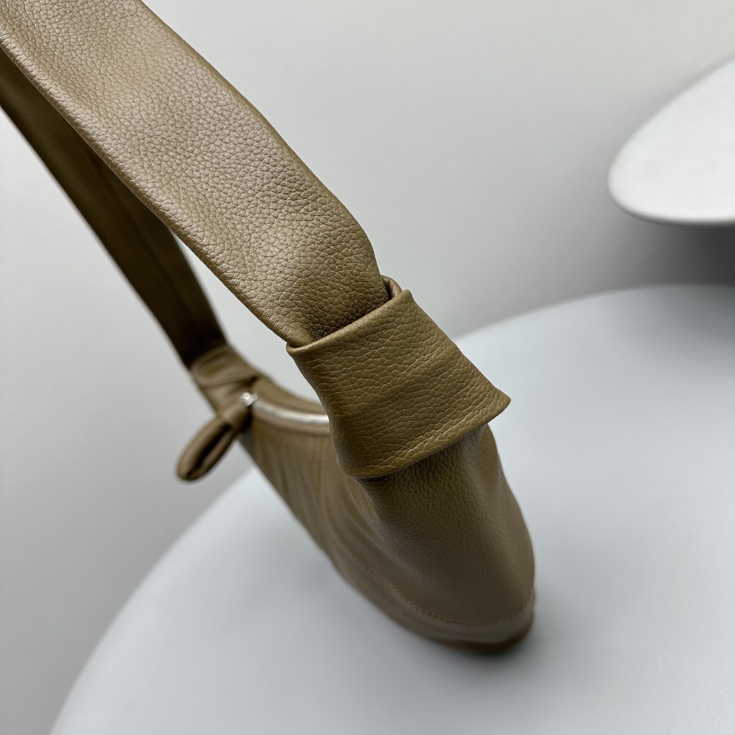 1715328601.2432xhgRMrPtYK14 5.jpg