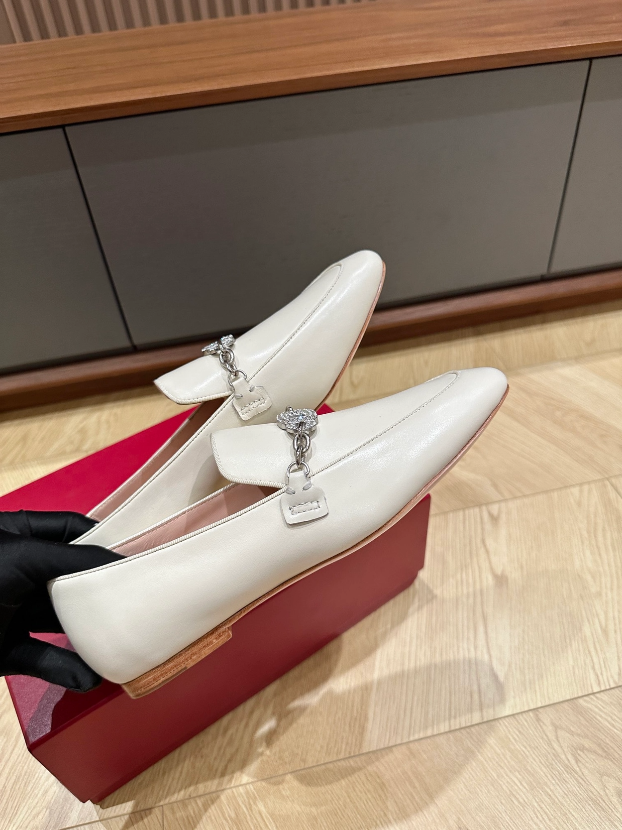 1716208768.601gLpBfrxXmn4 3.png