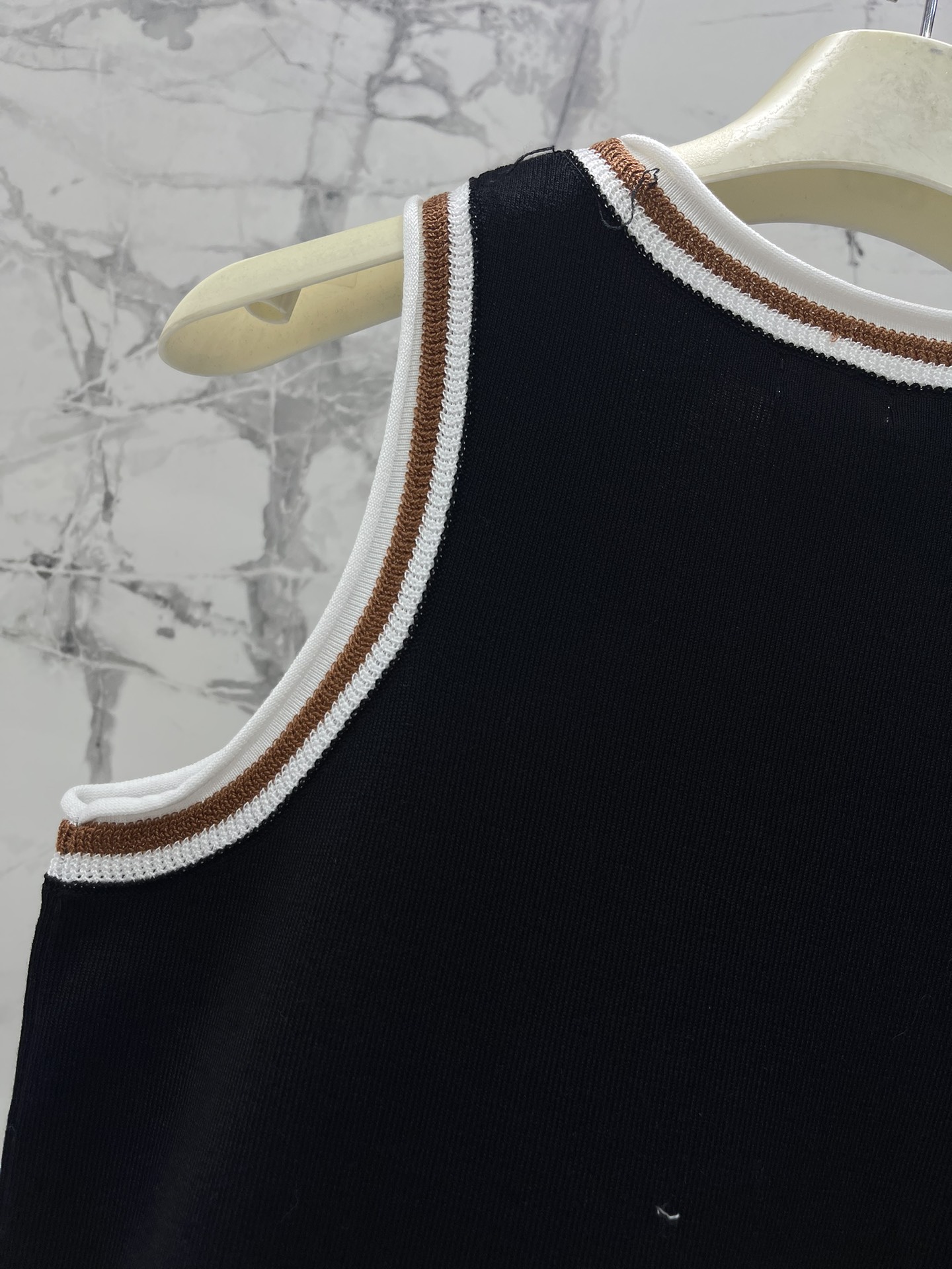 1716365419.0914wZfvKuqlmY5 210 9.jpg