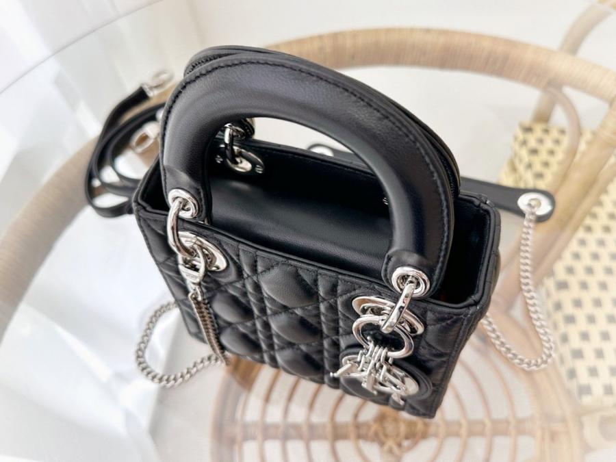 1717482677.1144YQxTcKDMWl1 6.jpg