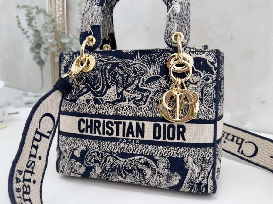 1717484158.7428TpvyuELMeh1 4.jpg