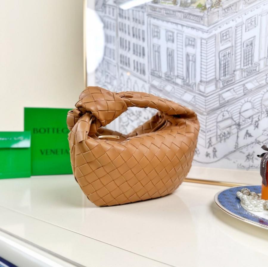 1717513917.6282sXyNpBznZN1 2.jpg