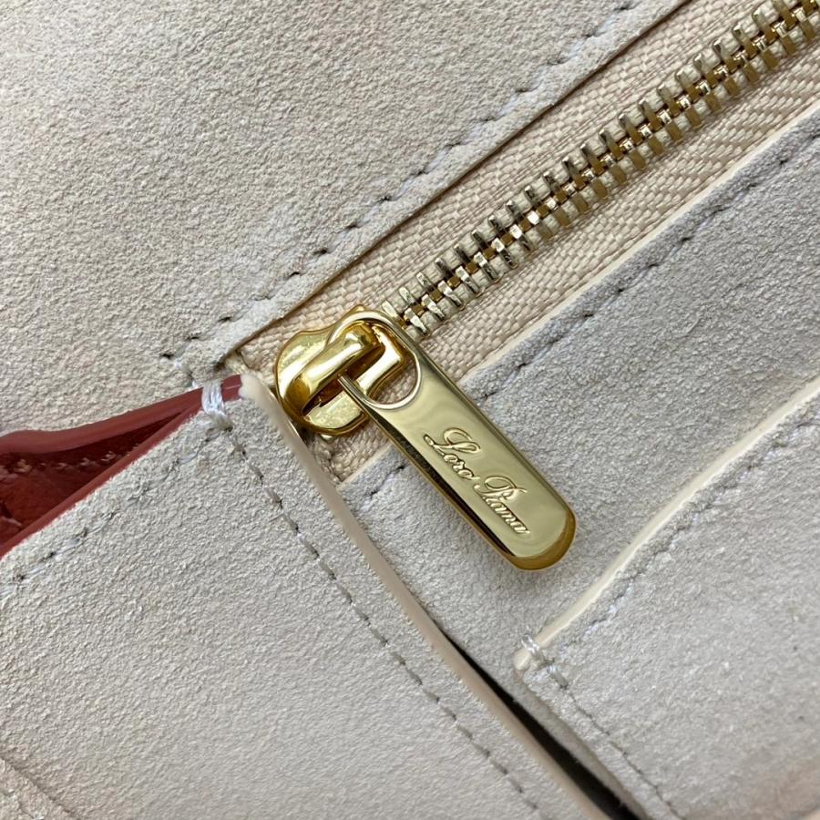 1717821306.3661BXcBTjEwdH4 4.jpg