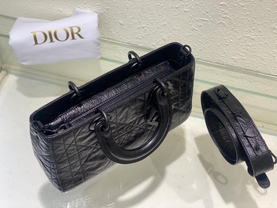 1718013585.5544puWOTbYjRB2 7.jpg