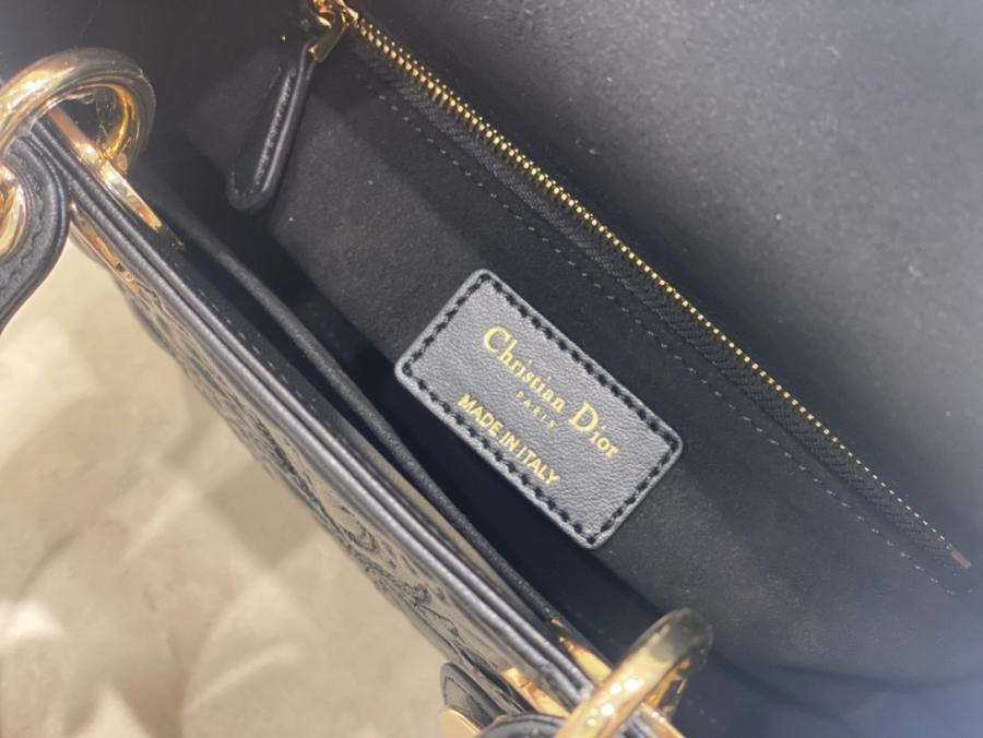 1718014989.0216BKUfHhklrW3 7.jpg