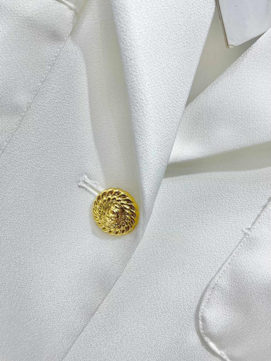 1719219560.0097CIqLYjdJqA2 4_1775204061.jpg