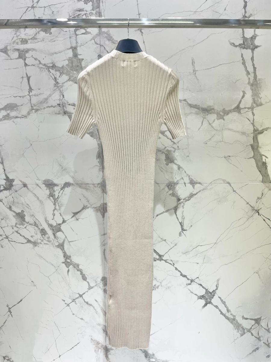 1719221012.7806ZKIqsqUmWt1 9.jpg