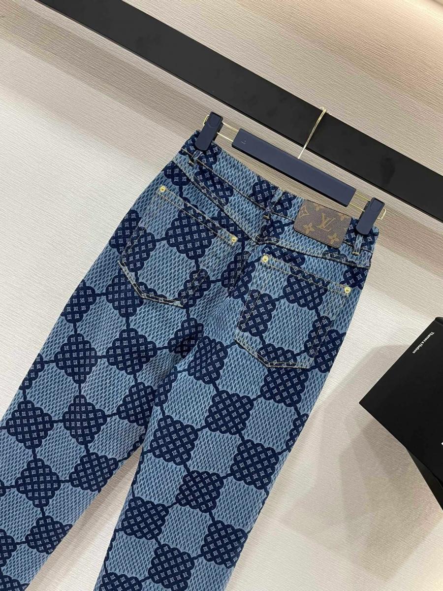 1719230760.0428QyUWmCzaKP1 4.jpg