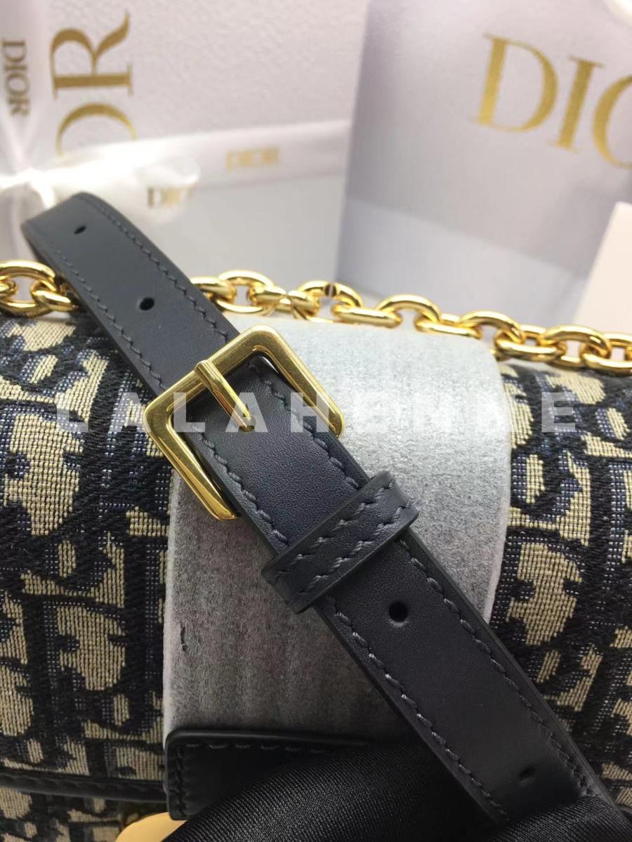 1723610172.8746IrKEUNhwYf 30 -470 4.jpg