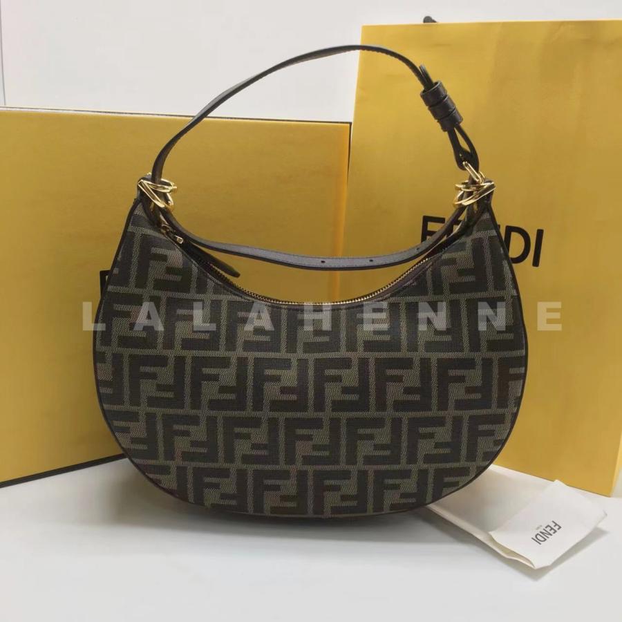 1724913985.0303HfiQEQbbWE 29cm 3.jpg