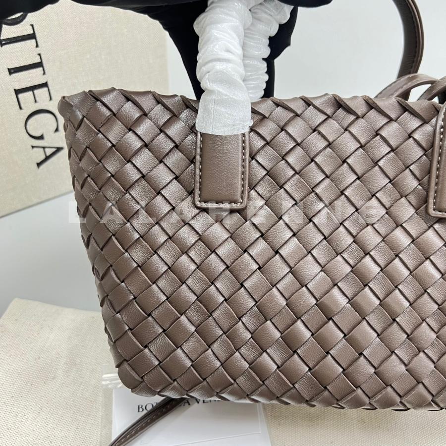 1727070315.5387ofNacBgHBJ    20cm 17.jpg