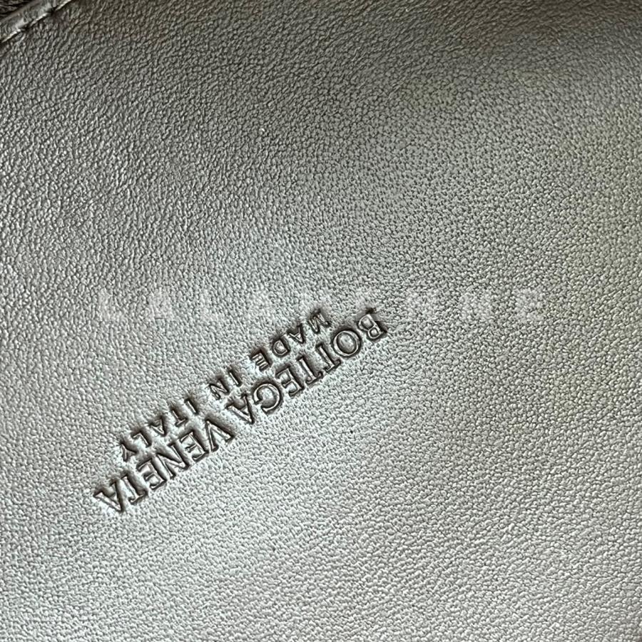 1727070316.2968kIATvgEivl    20cm 9.jpg