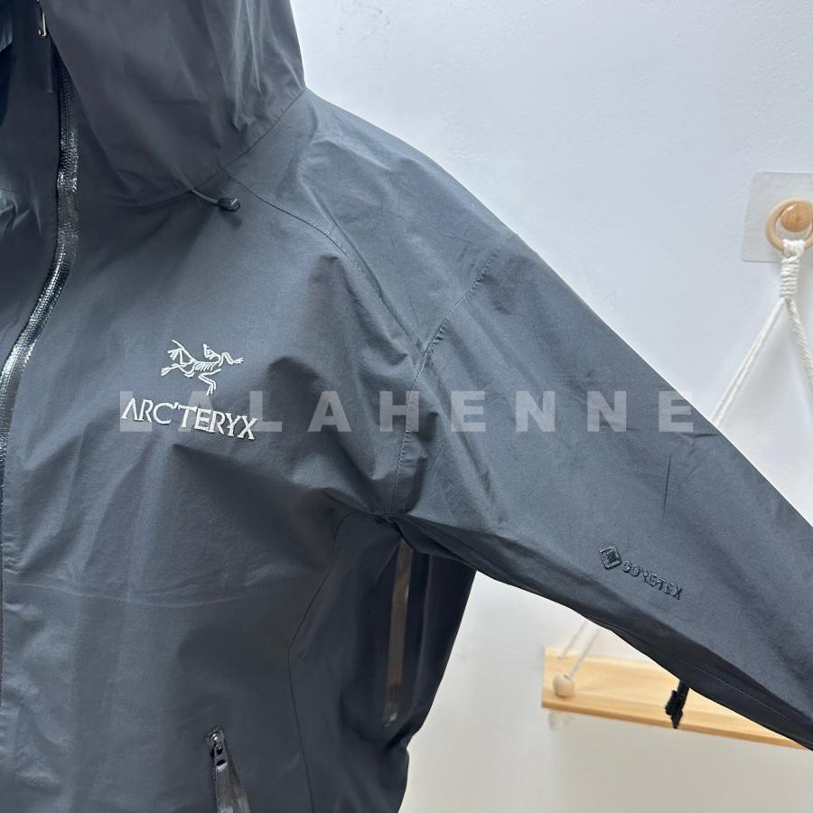 1727071226.5316ZKTehAFLzu x Alpha SV L 12.jpg