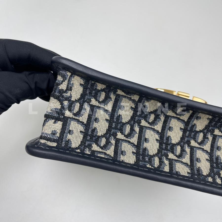 1727679628.05VpeASoJmRC  30  16.jpg