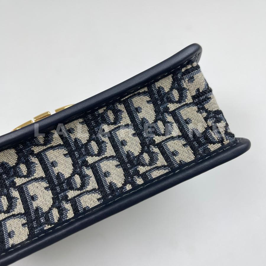 1727679628.193BuISxhyoon  30  15.jpg