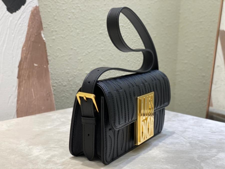 1727689435.0176zXXDHPrkzf4 8.jpg