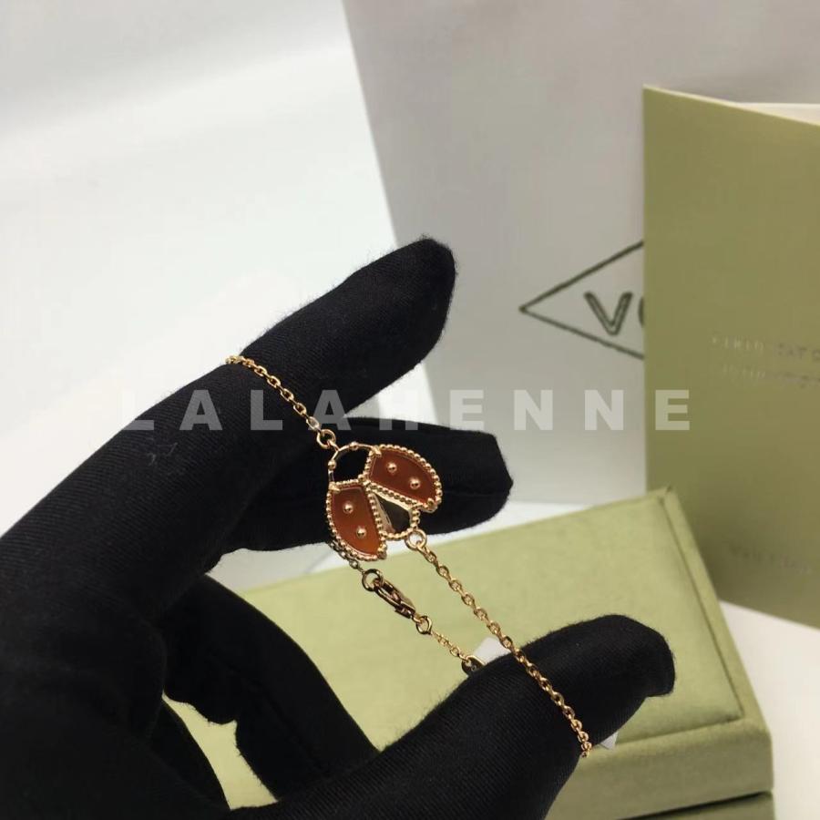 1728370220.0411eqYfnCnMGU 2 6.jpg