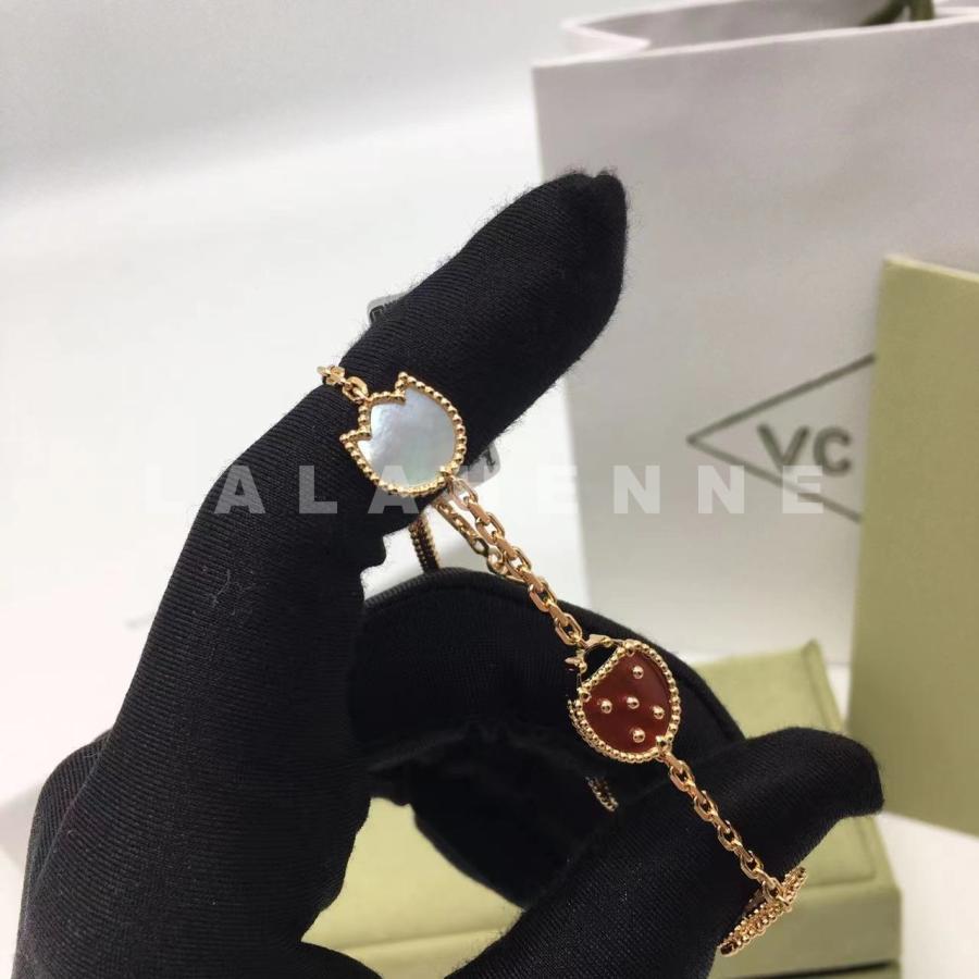 1728370255.1446YEjiweGldX 1 9.jpg