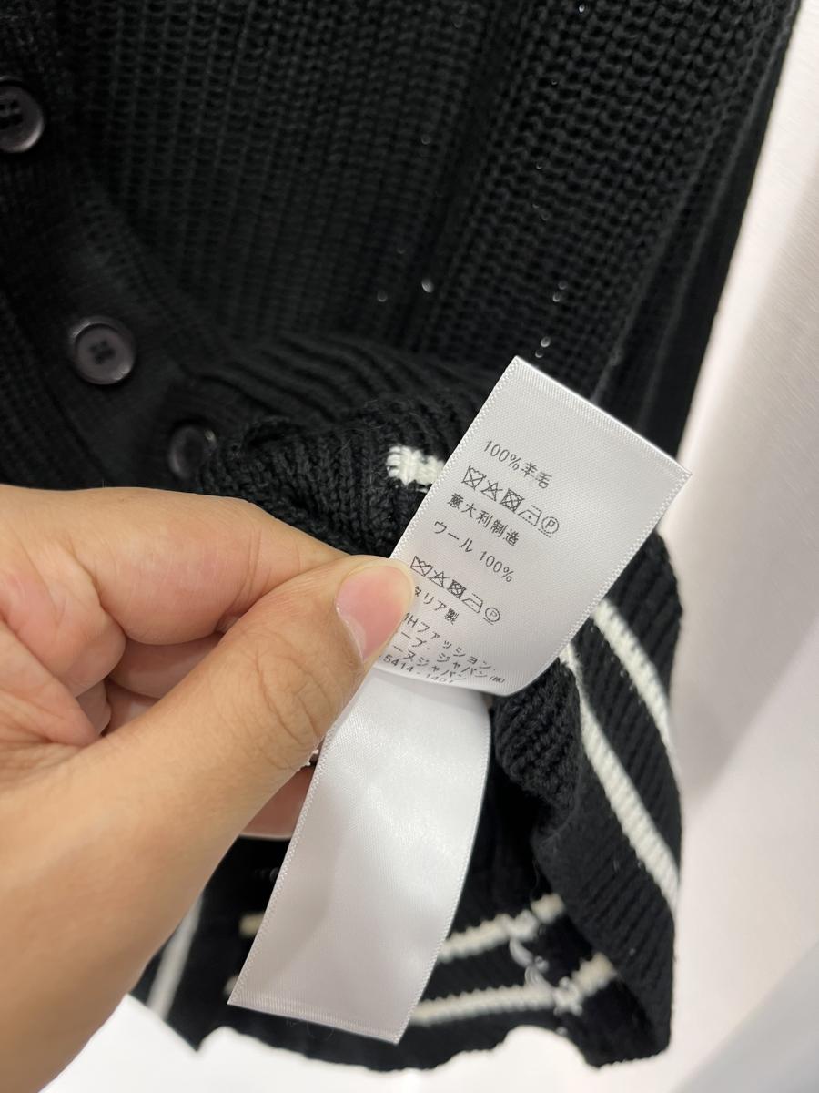 1728552041.8114txWTZEmDDT8 180 9.jpg