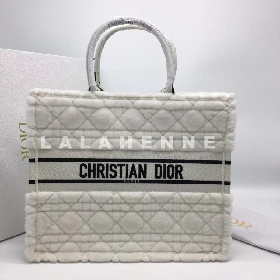 1728623486.5843CdbqOAmVhm 41 11.jpg